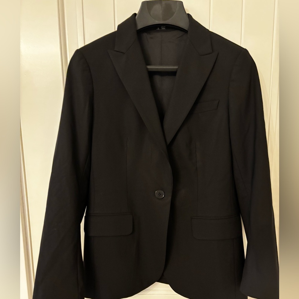 Theory Women's Black Blazer size 8
